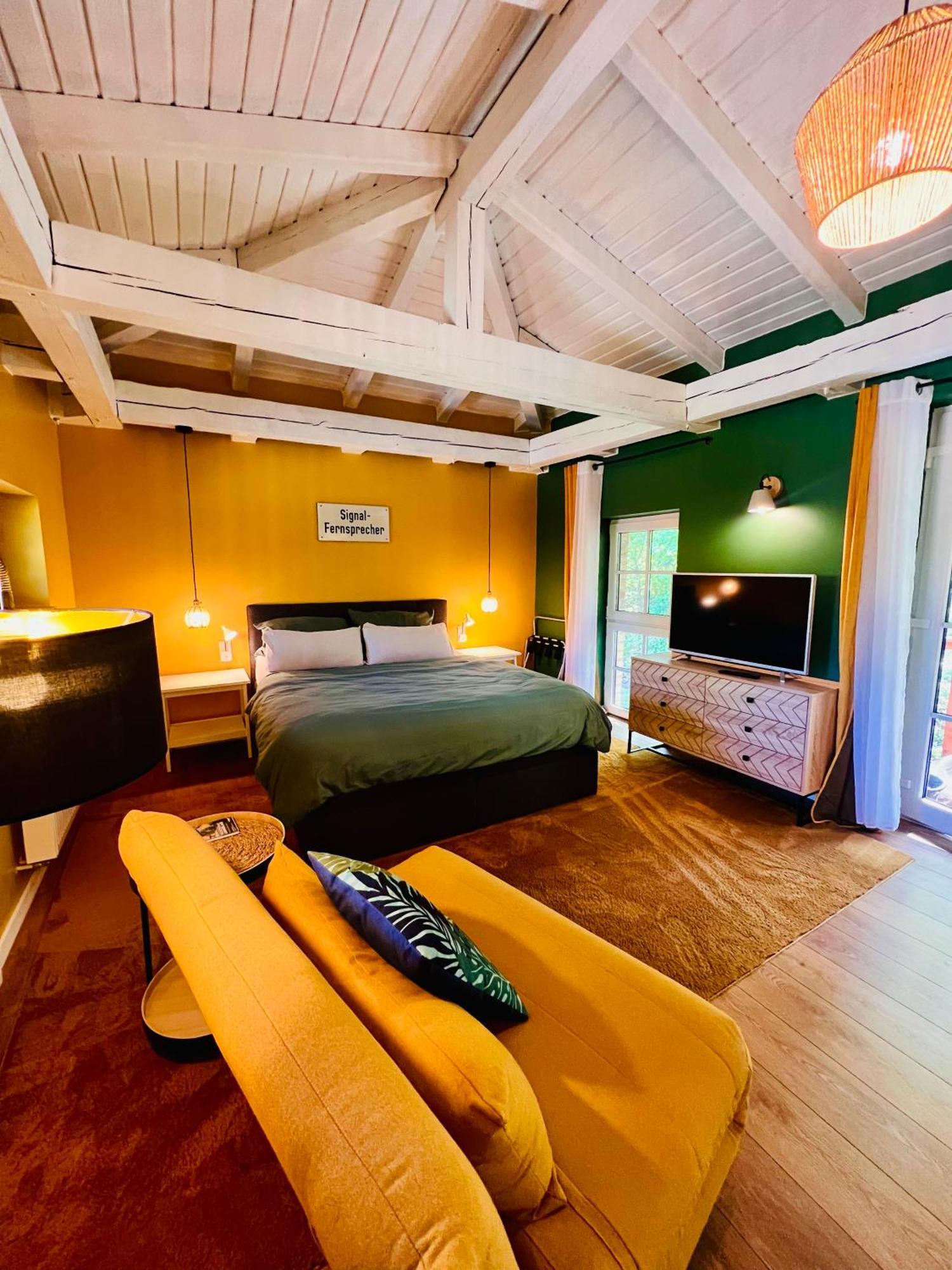Appartements Am Alten Bahnhof In Fehrbellin Check In Mit Schluesselbox Luaran gambar